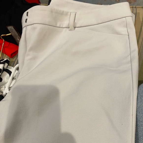 White House Black Market The Slim Ankle stretch pants size 12 - Picture 2 of 2